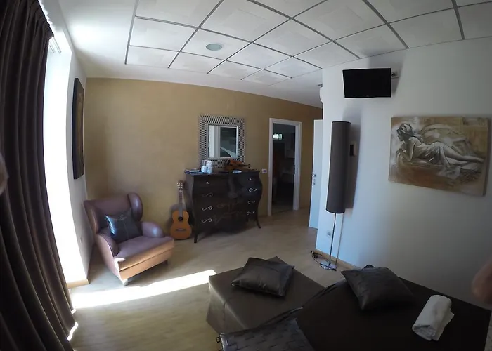 Guest house Imago 3*